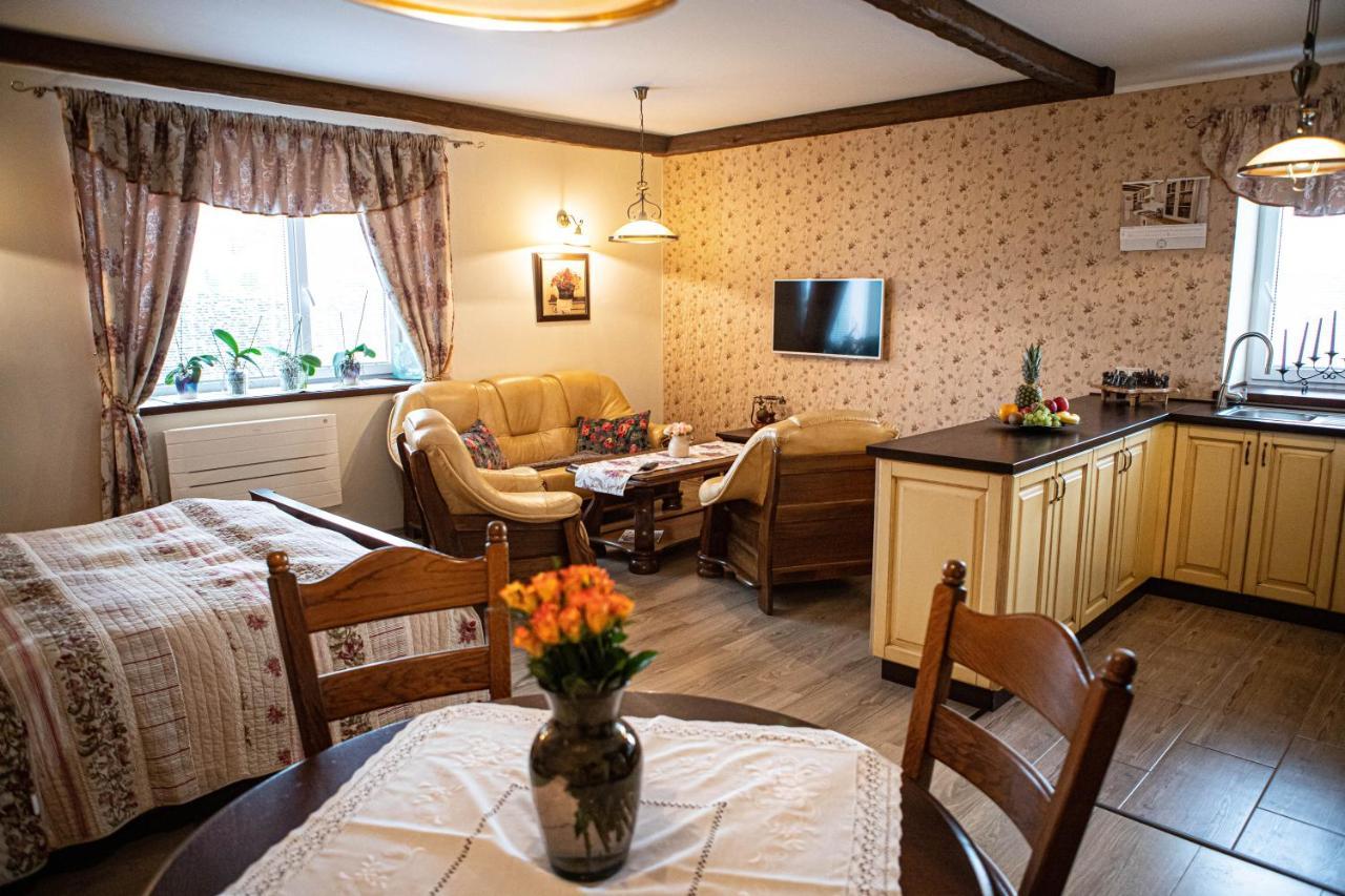 Kalvín Restaurant&Pension Rastislavice Bagian luar foto