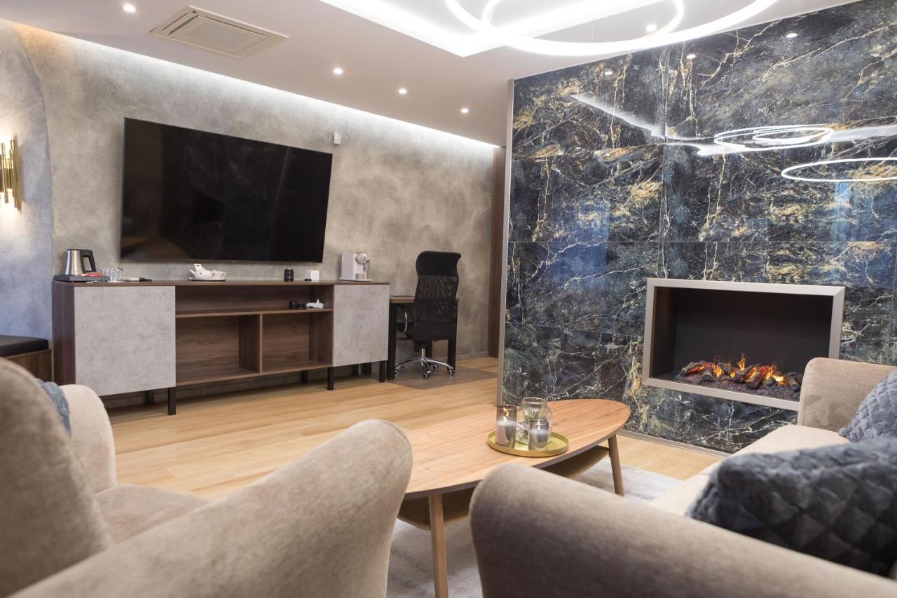 Kalvín Restaurant&Pension Rastislavice Bagian luar foto