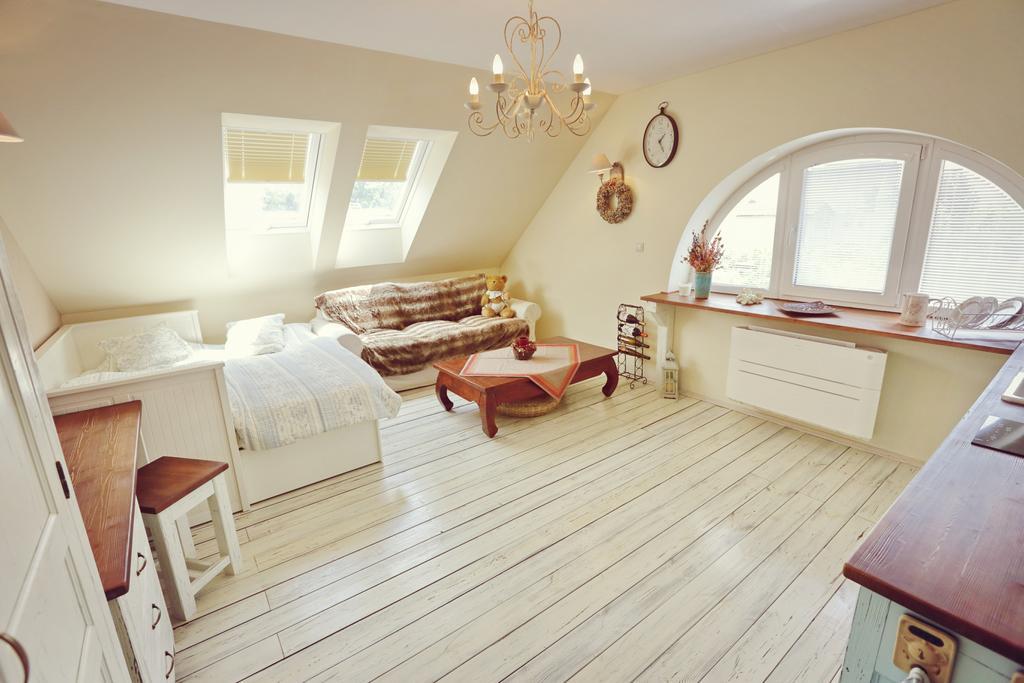 Kalvín Restaurant&Pension Rastislavice Bagian luar foto